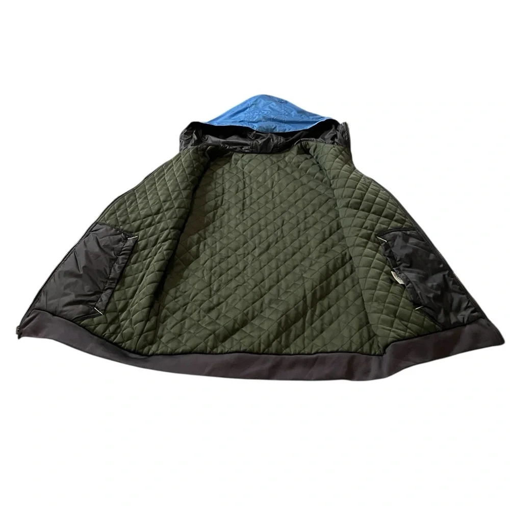 Champion Quilted Green & Blue Reversible Boys Jacket Size XL(16)
